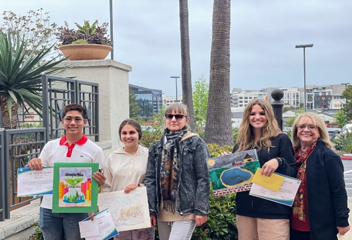L to R: Joshua, Varsha, Julia (art instructor) Hannah, Penelope